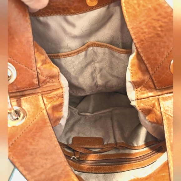 Micheal Kors Uptown Astor Tortuga studded hobo bag - Picture 6 of 10